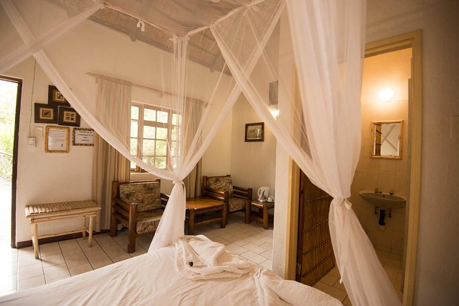 3 Day Classic Kruger National Park Safari - Two nights in an air-conditioned chalet
