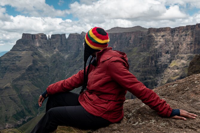 3 day Drakensberg hike - Day one: leaving the meeting point for the high mountains