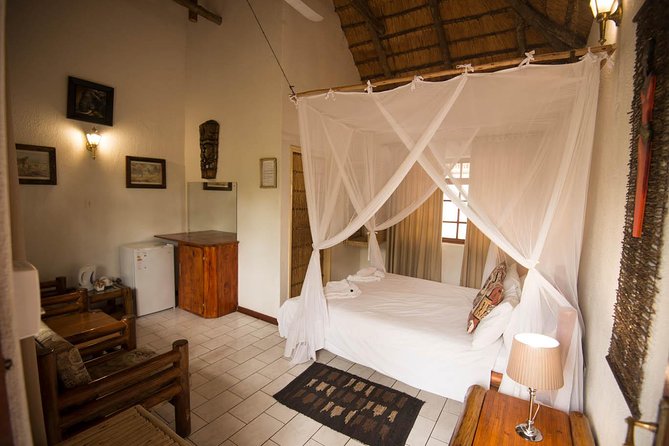6 Day Classic Kruger National Park Safari from Johannesburg - Day 1: From Johannesburg to a sunset in Balule