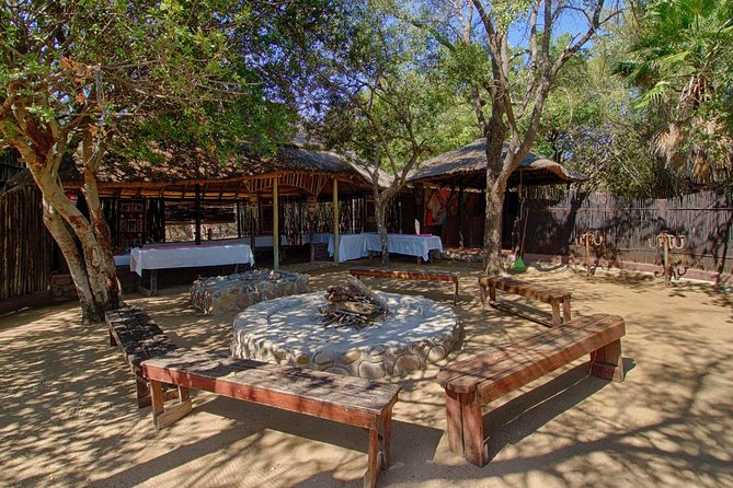 6 Day Lodge and Treehouse Kruger National Park Safari - Day 6: A short morning walk and the Three Rondawels
