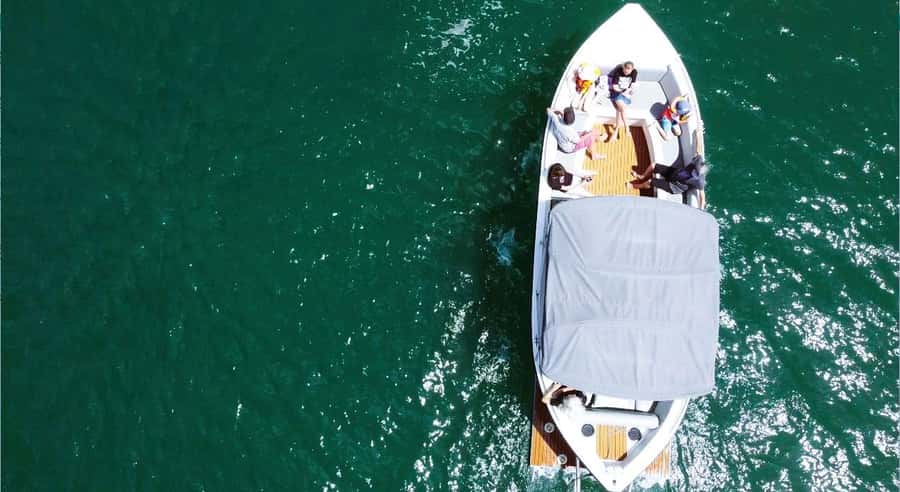 75 Minute Knysna Lagoon Charter - Serendipity and the European Sloep Style