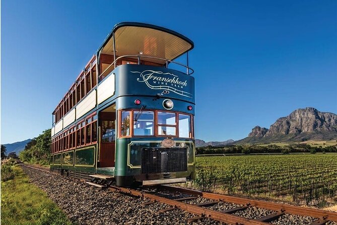 Airport Shuttle to and from Cape Town Airport - What the 30-minute to one-hour ride is really like