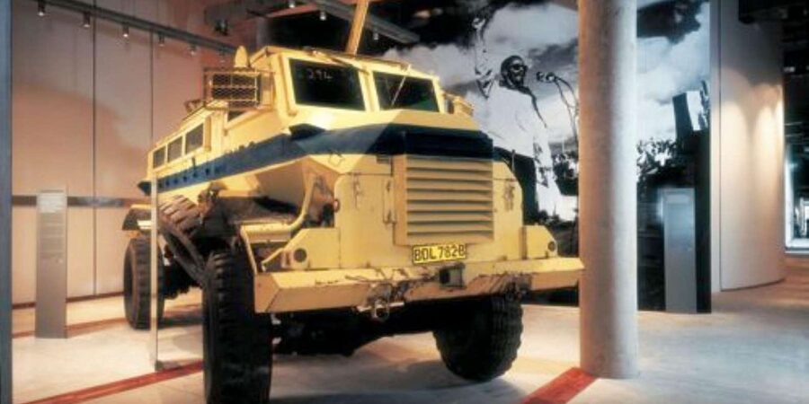Apartheid Museum & Soweto Tour with Hotel Pickup - Who should book this Soweto experience