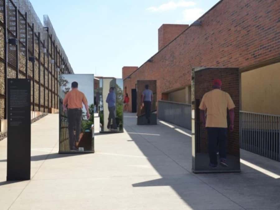 Apartheid Museum Tour - How the transport concern affects your decision
