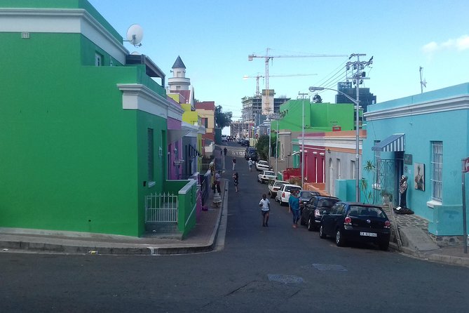 Bo-Kaap: Walk with a local - Auwal Mosque and the birthplace of Islam at the Cape