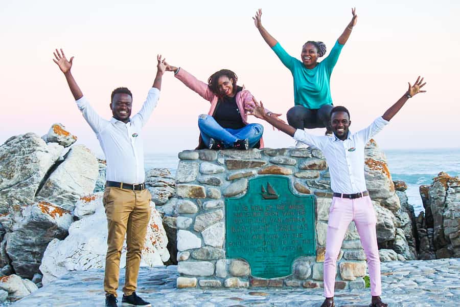 Cape Agulhas, Hermanus & Stoney point Penguins full Day Tour - Stoney Point and the African penguin colony