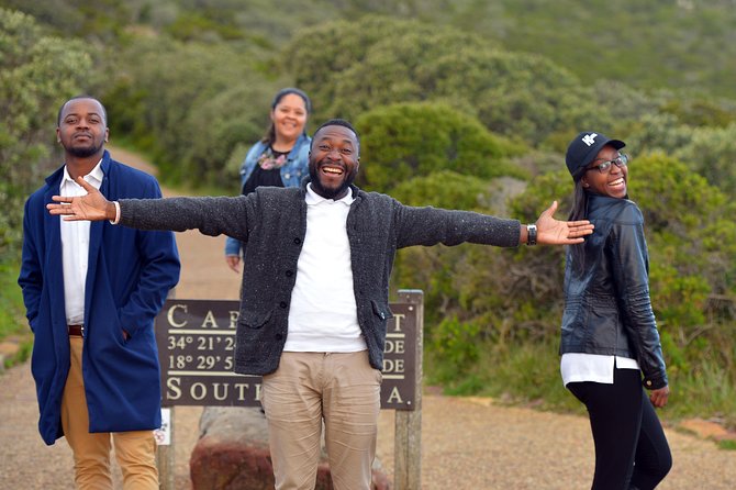 Cape Peninsula Private Tour with entrance fees to Cape of Good Hope and Penguins - Hout Bay: seals, seafood, and a busy harbor