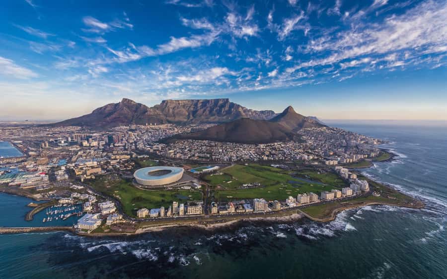 Cape Town: 20-Minute Helicopter Flight and Free Harbour Tour - Along Table Mountain to Hout Bay