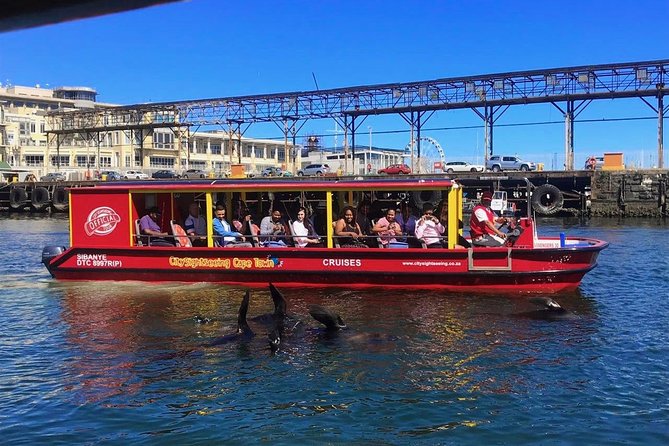 Cape Town 30-minute V&A Harbour Cruise - The departure at the V&A Waterfront