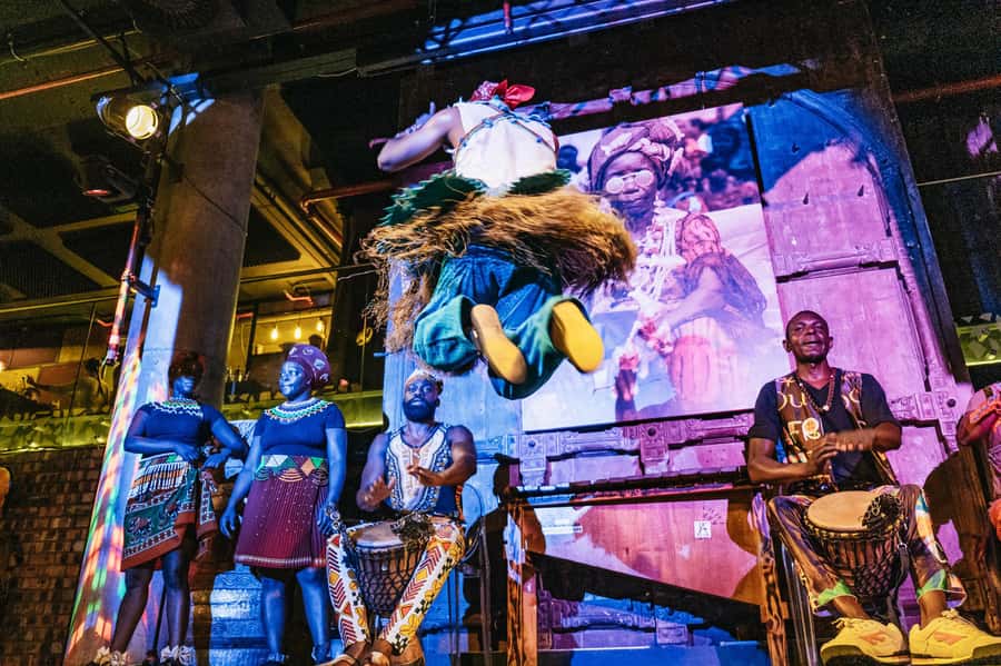 Cape Town: African Dinner, Drumming Experience with Transfer - Service and the small details that matter