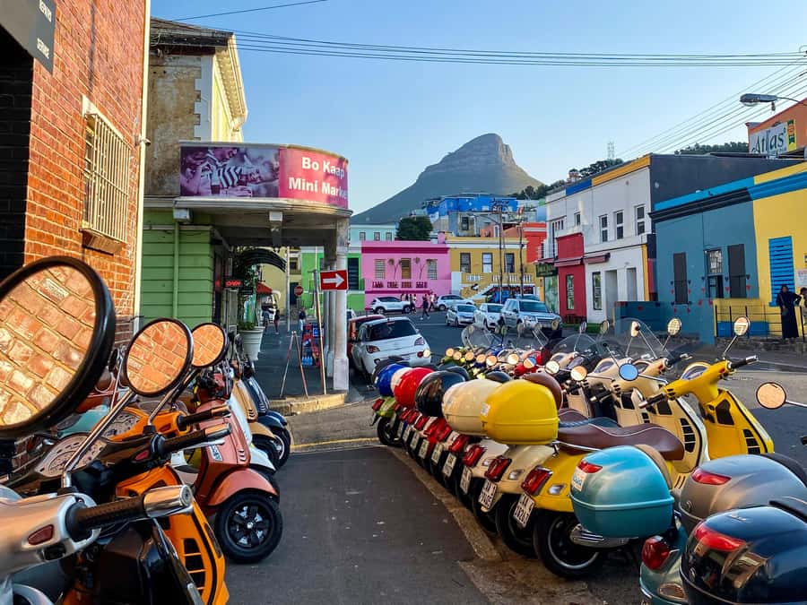 Cape Town: Art, Culture & History Walking Tour - Bo-Kaap and Auwal Masjid