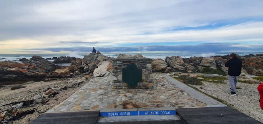 Cape Town: Cape Aghullas Van Tour with Hotel Pickup - Two hours in Hermanus