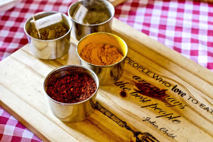 Cape Town: Cape Malay Cooking Class in Bo-Kaap - Preparing samoosas, chilli bites, and flatbread