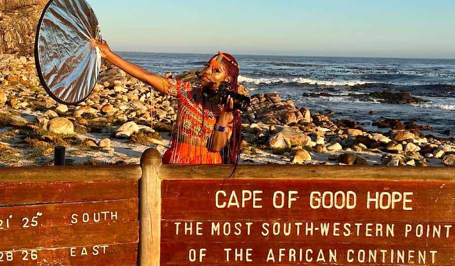 Cape Town: Cape of Good Hope & Penguins Day Tour with Pickup - Hout Bay, seals, and the boat option