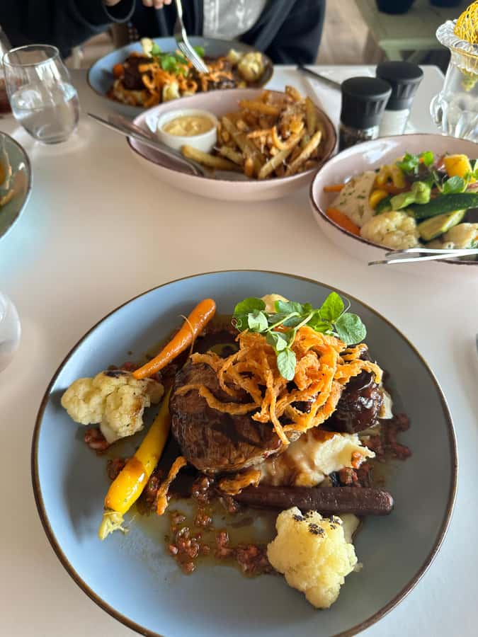 Cape Town: Cape of Good Hope & Penguins Full-Day Guided Tour - Simon’s Town makes lunch practical