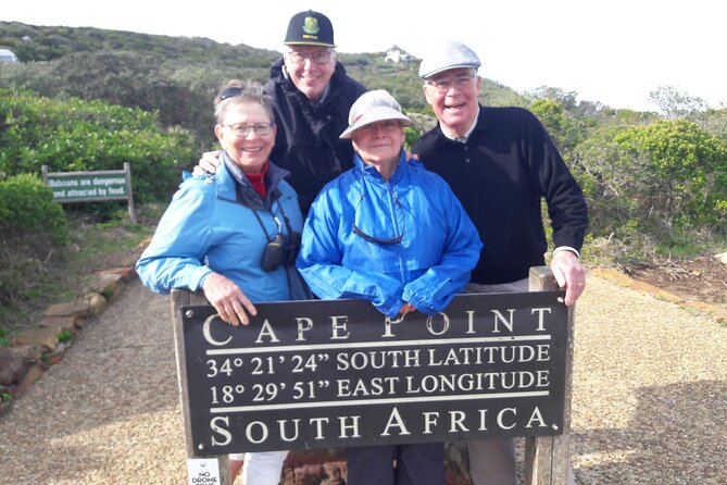 Cape Town: Cape Peninsula Private Tour Full Day - Boulders Beach and the penguin colony