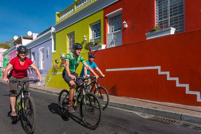 Cape Town City Cycling Tour - Starting at Battery Park near the V&A Waterfront