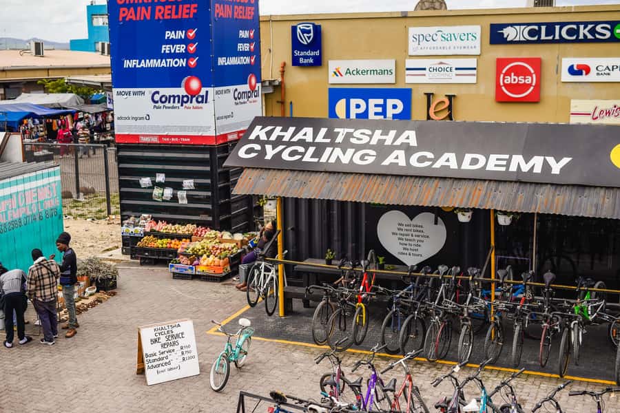 Cape Town: Cultural Bicycle Tour in Khayelitsha Township - Company’s Garden and Bo-Kaap
