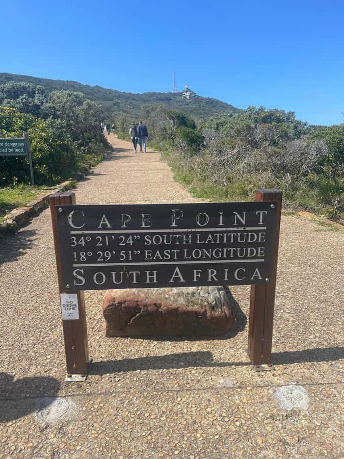 Cape Town: Full-Day Private Peninsula Tour - Atlantic views from Bantry Bay to Maidens Cove