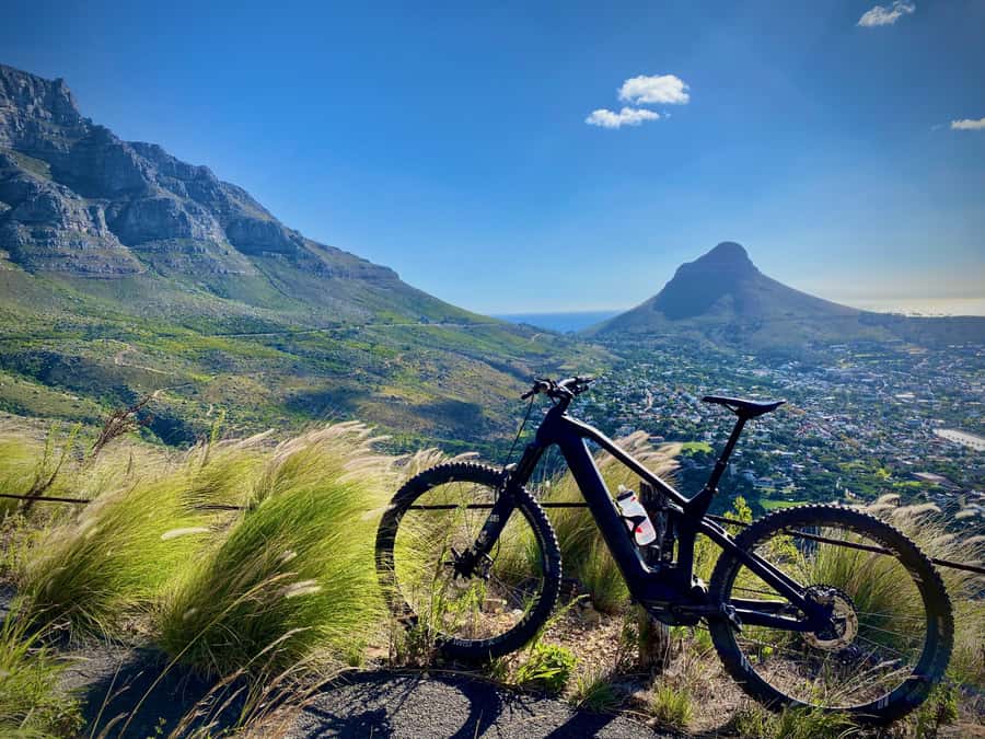 Cape Town: Guided eBike Tour with Signal Hill and Clifton … - Starting in Green Point with the stadium and park
