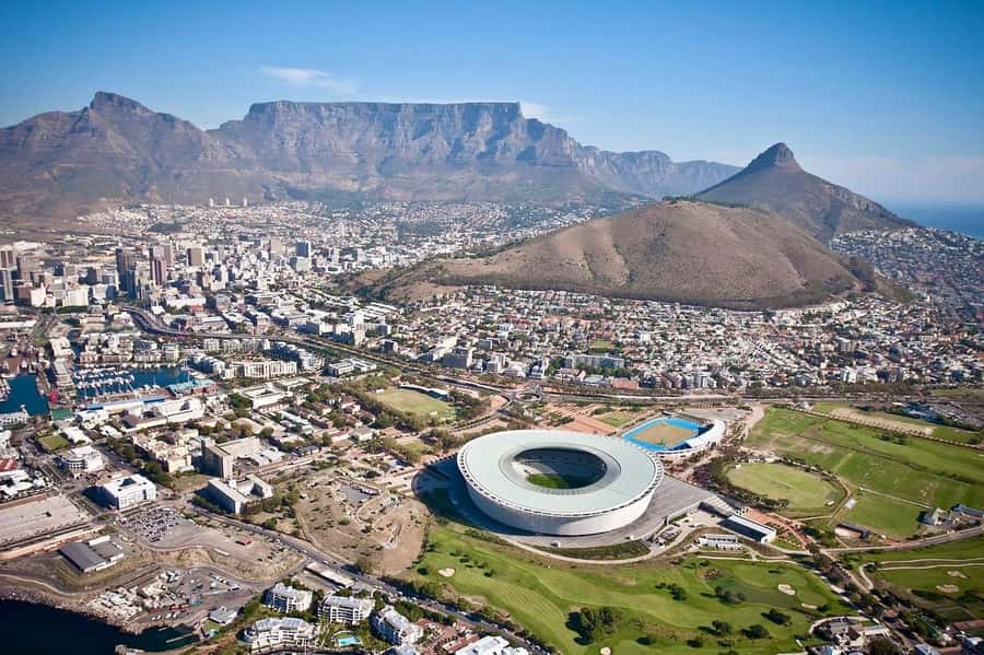 Cape Town: Guided Half-Day City Tour with Table Mountain - A useful first look at Cape Town in four hours