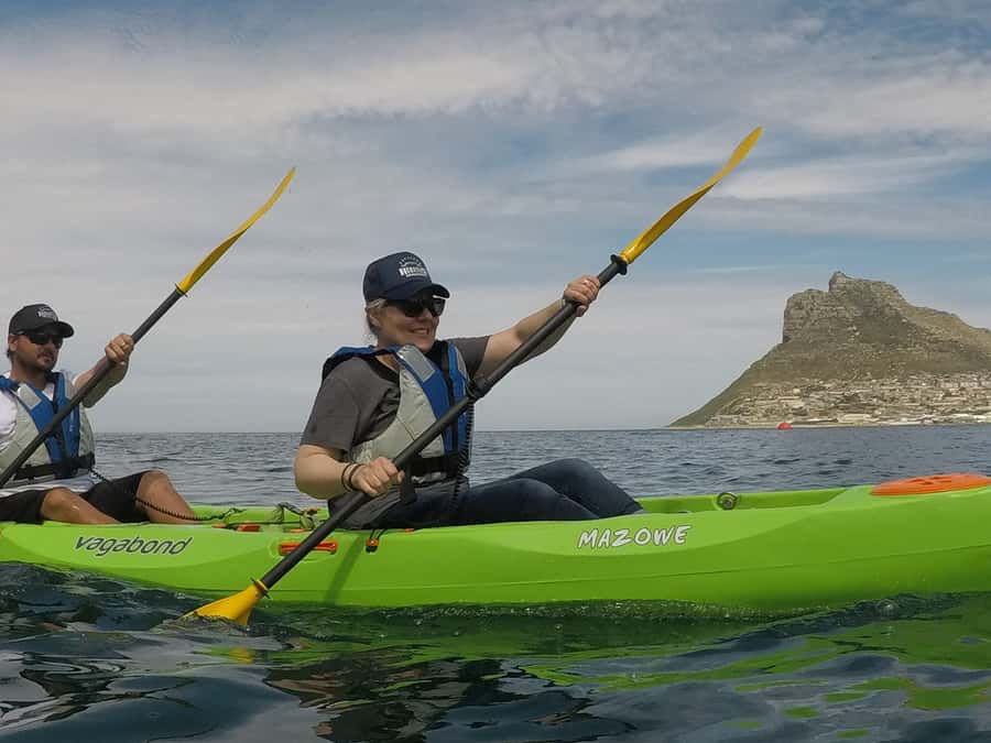Cape Town: Guided Kayaking in Hout Bay - The first paddle: Hout Bay from the water