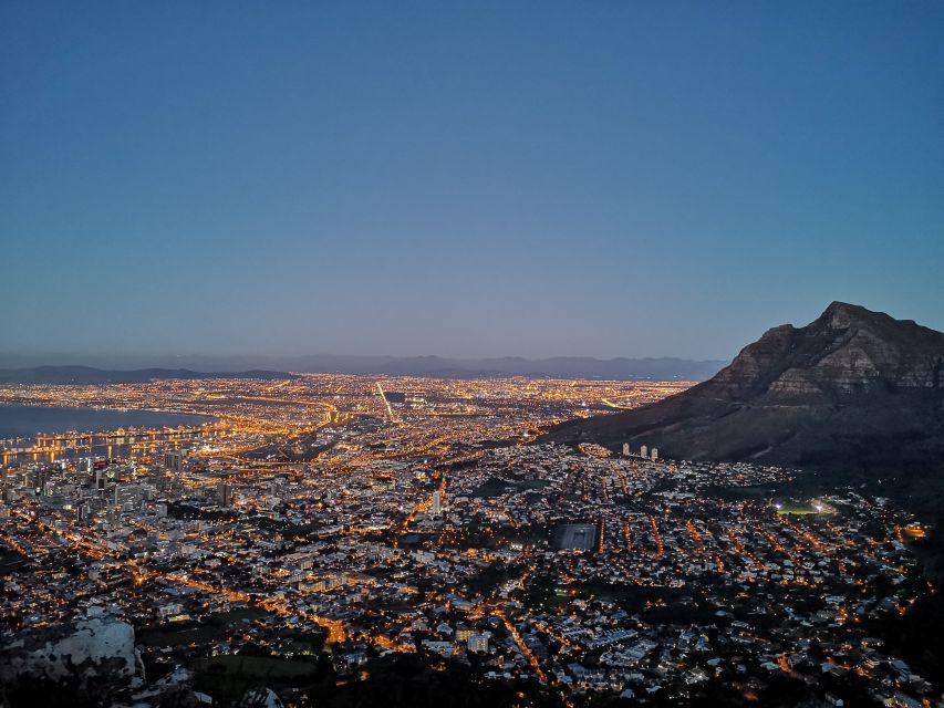 Cape Town: Lion's Head Guided Hike at Sunset - The best photo stop faces Table Mountain