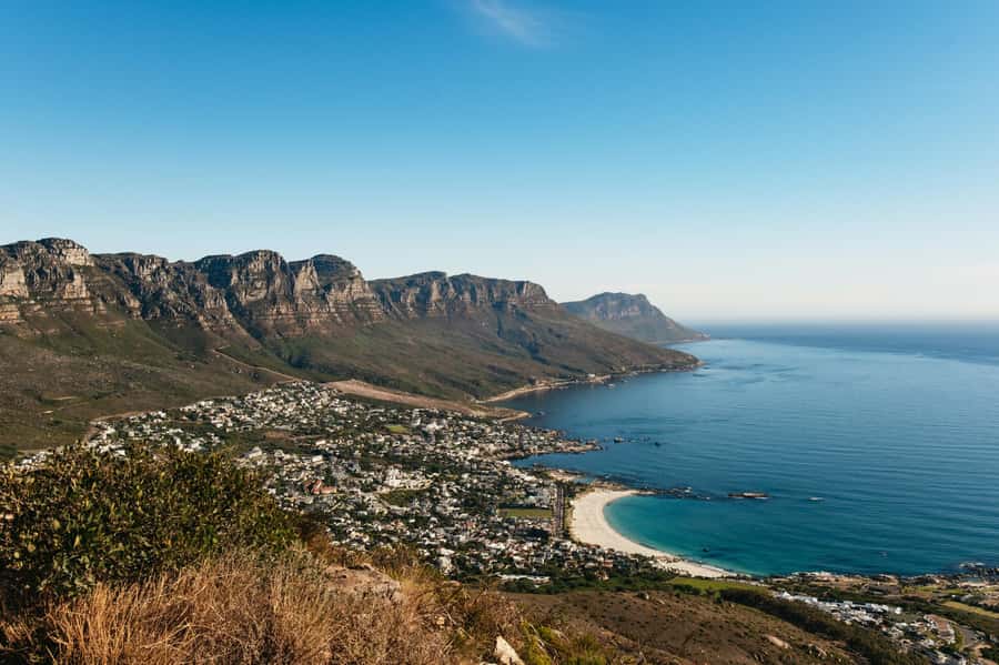 Cape Town: Lion's Head Guided Hike at Sunset - Sunset, city lights, and the descent