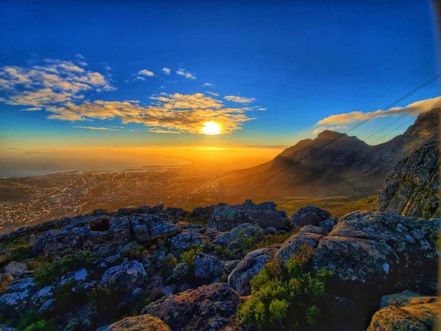 Cape Town: Lion's Head Sunrise or Sunset Guided Hike - Why Lion’s Head works so well at sunrise or sunset