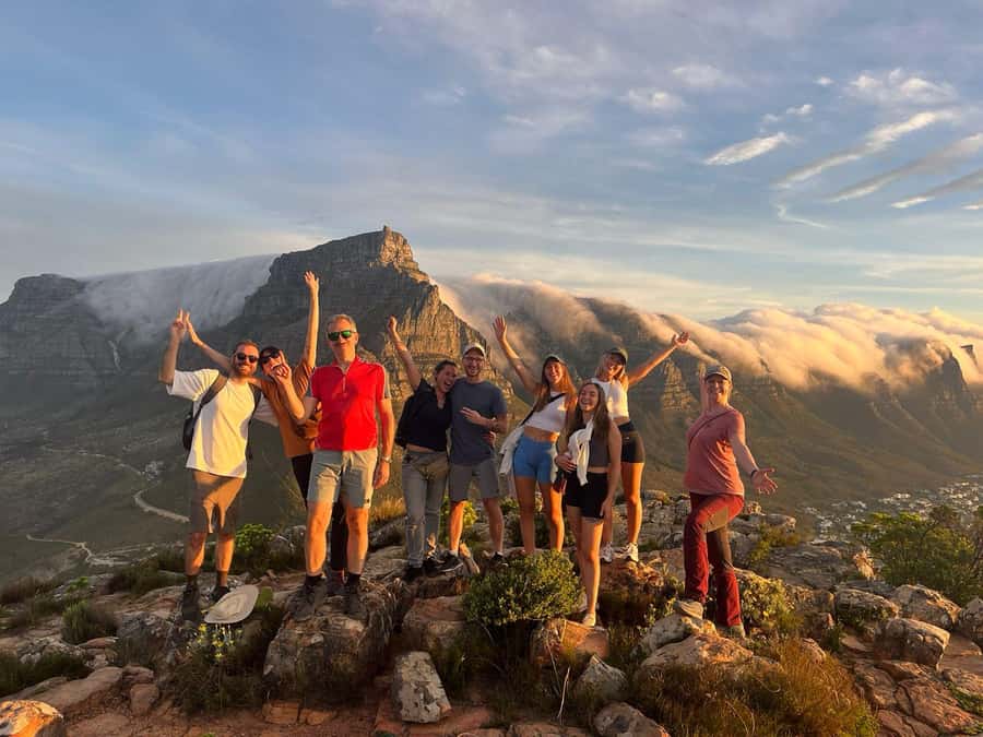 Cape Town: Lion's Head Sunrise or Sunset Guided Hike - The guides make the biggest difference