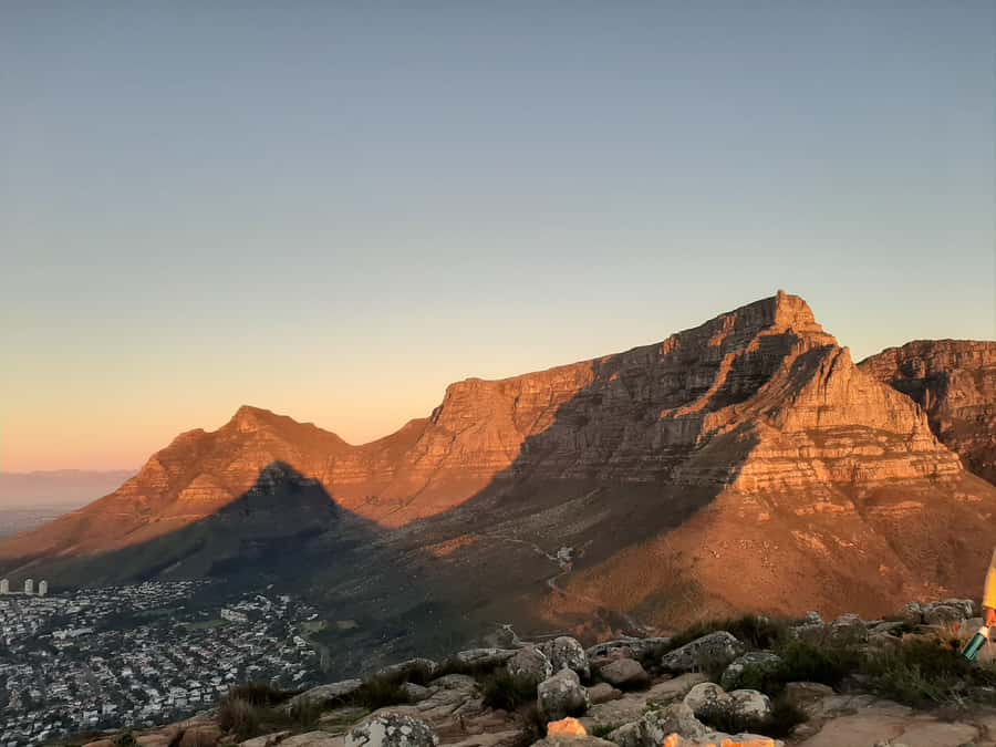Cape Town: Lion's Head Sunrise with coffee or Sunset Hike - The upper trail, chains, and rock pitches