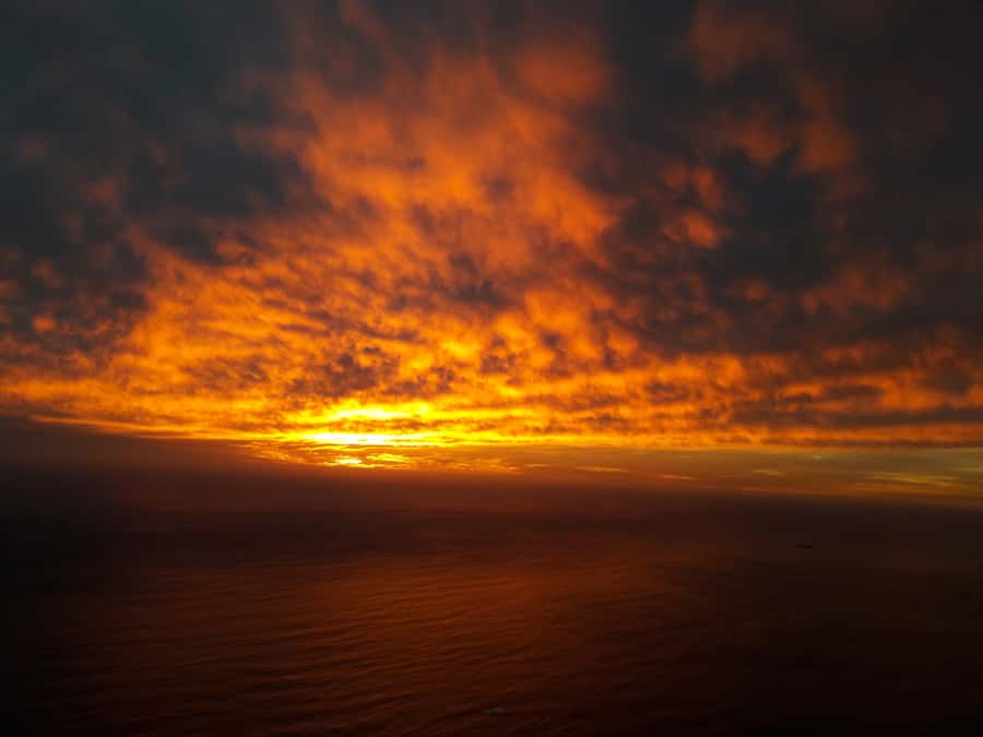 Cape Town: Lion's Head Sunrise with coffee or Sunset Hike - Reaching the 669-meter summit