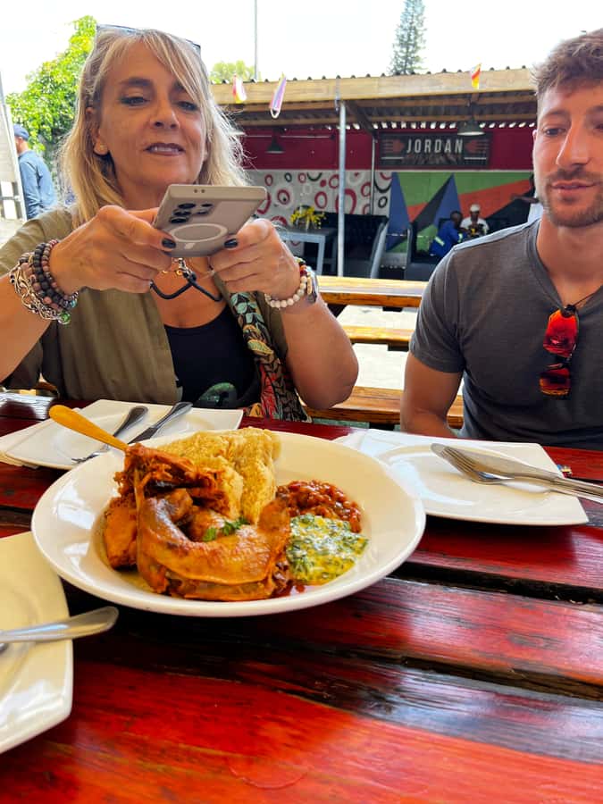 Cape Town: Local street food tour - A 105-minute walk through Langa