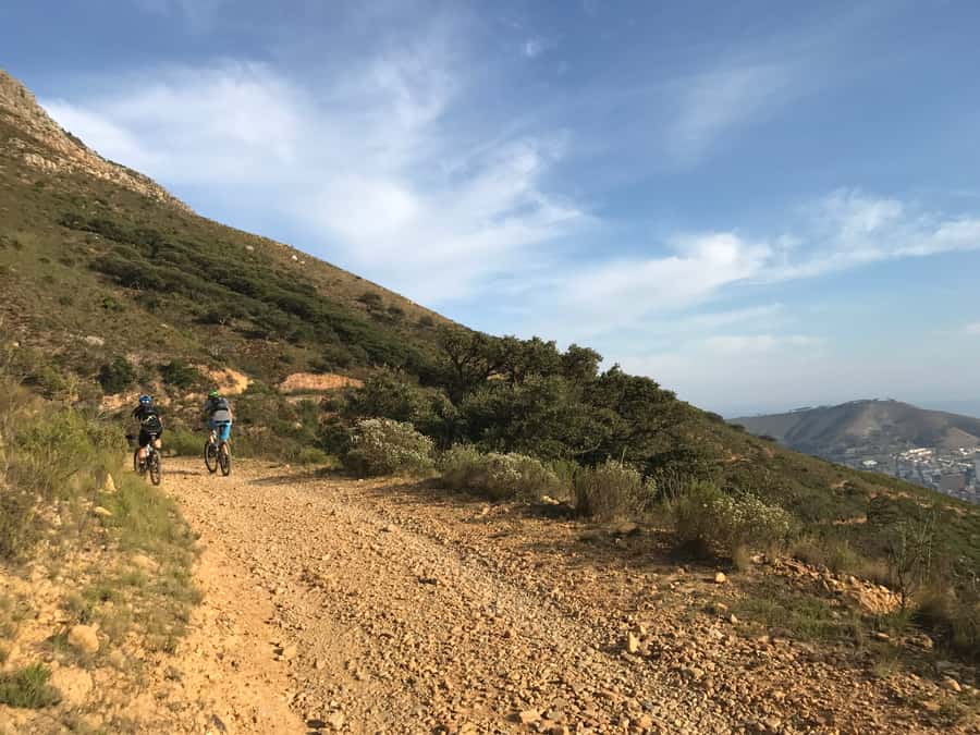 Cape Town: Mountain Biking Trip along Table Mountain - Heat, clothing, and what to carry