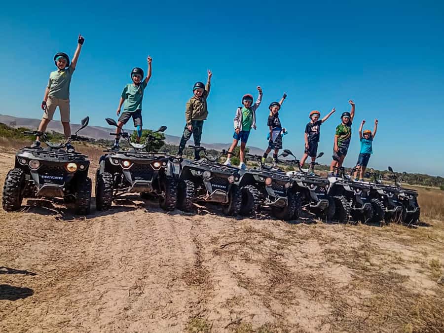 CAPE TOWN: OSTRICH RANCH QUAD BIKE RIDE & OSTRICH TOUR - A short itinerary with two different moods