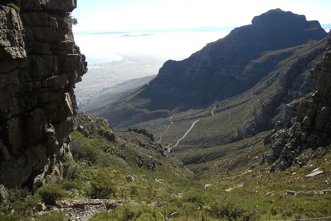 Cape Town: Platteklip Gorge Half-Day Hike on Table Mountain - Views from the North Face