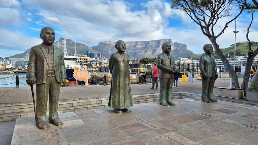 Cape Town: Private Walking Tour with a Local - What this walk does better than a standard city tour