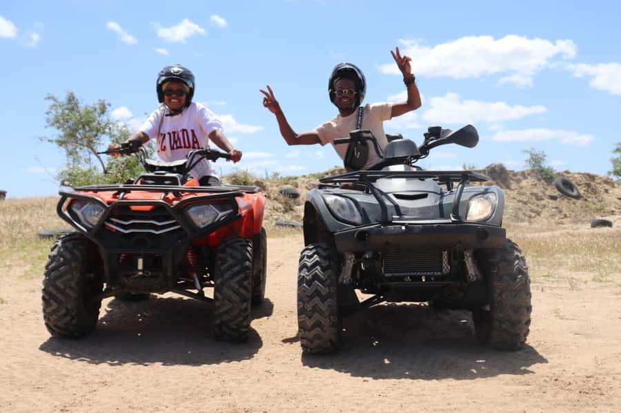 CAPE TOWN: QUAD BIKE FUN RIDE IN MELKBOS WITH WILD X - Your first minutes: controls, rules, and a safety check