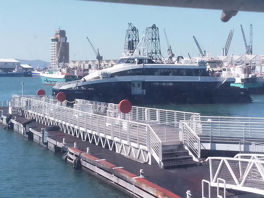 Cape Town: Robben Island Ferry and Guided Tour - The 30-minute ferry across Table Bay