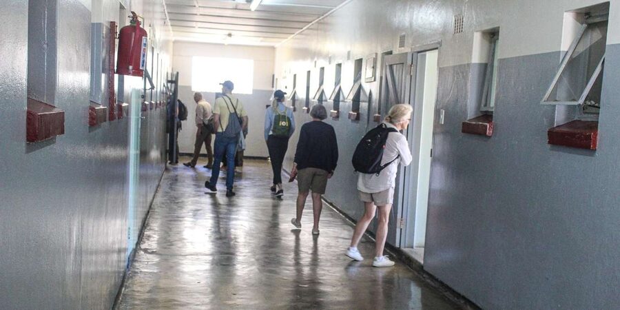 Cape Town: Robben Island ferry ticket plus Guided Tour - Nelson Mandela’s Cell