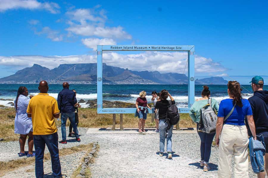 Cape Town: Robben Island plus Table Mountain Tickets - Why this pairing works in Cape Town