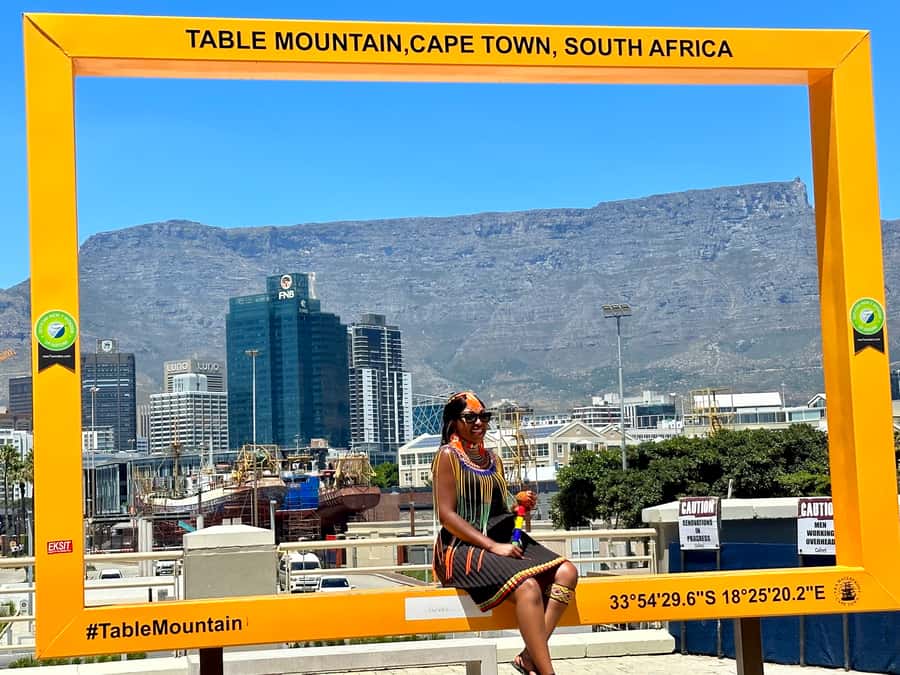 Cape Town: Robben Island & Table Mountain w/Hotel Transfer - Bo-Kaap in 15 minutes