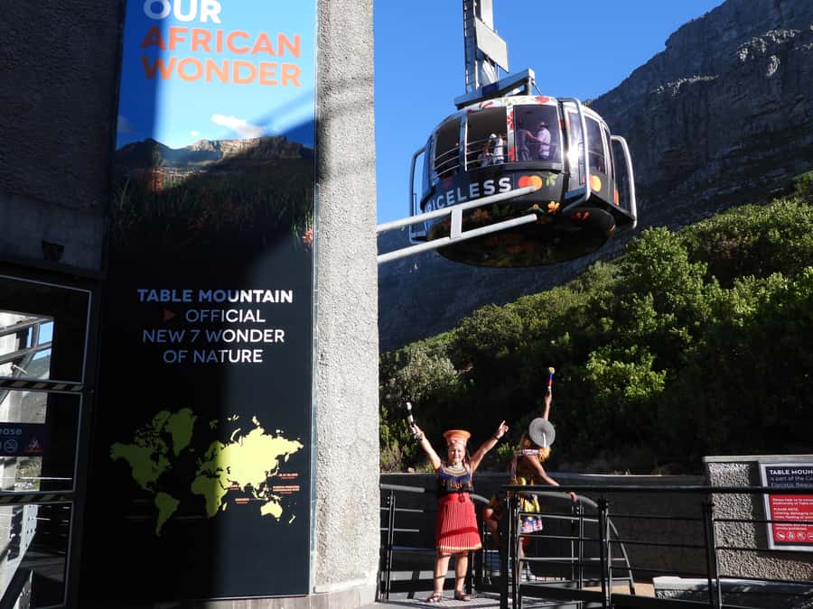 Cape Town: Robben Island & Table Mountain w/Hotel Transfer - How the hotel transfer changes the day