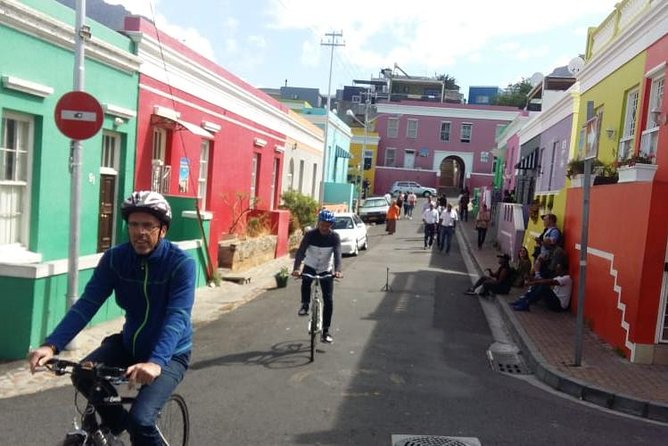 Cape Town's Finest City Bike Tour - Greenmarket Square and the everyday city