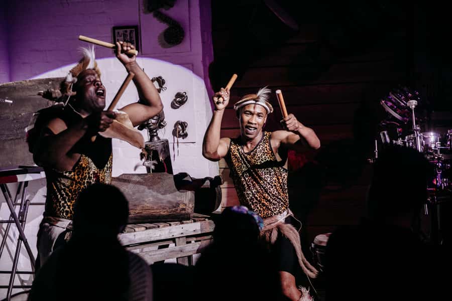 Cape Town: Silvermist Estate Wine Tasting & Drumstruck Show - Arriving at Silvermist on Constantia Nek
