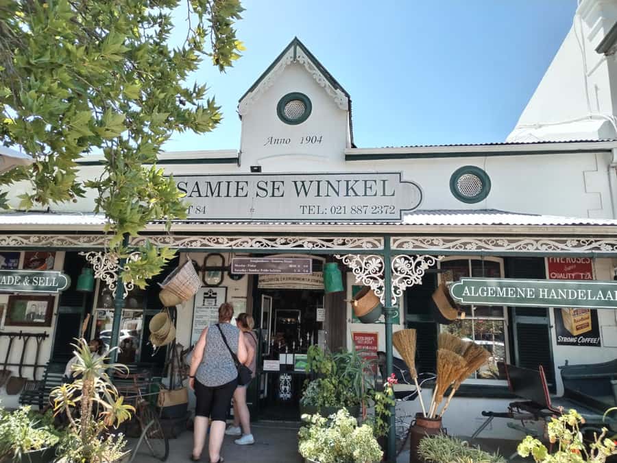 Cape Town: Stellenbosch, Franschhoek, Wine Tasting and Tram - What this Cape Town wine tour is really offering