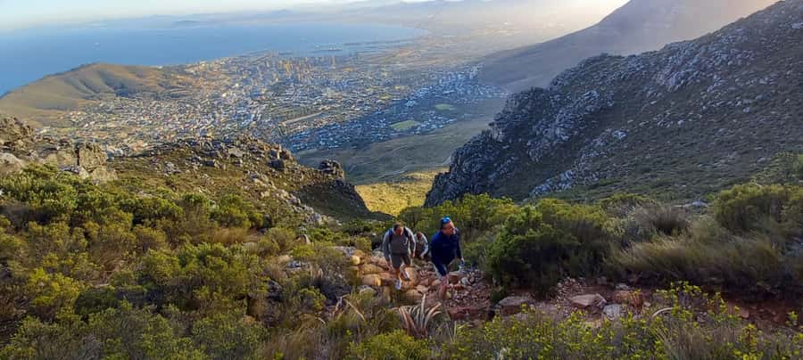 Cape Town: Table Mountain Hike via India Venster Morning - The final climb to the plateau