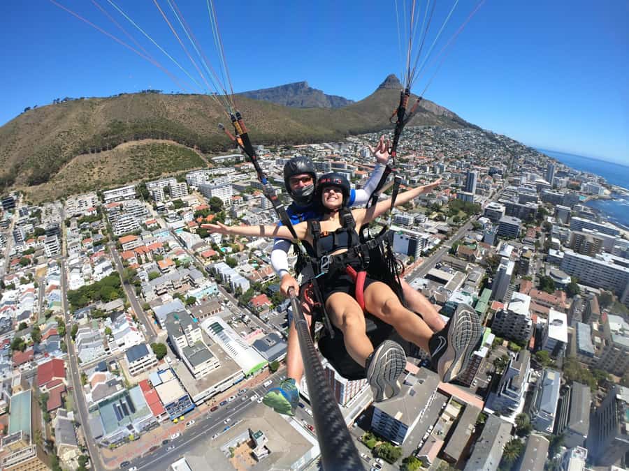 Cape Town: Tandem Paragliding with views of Table Mountain - Key points to know before you book