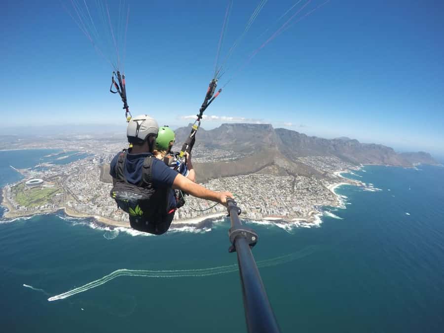 Cape Town: Tandem Paragliding with views of Table Mountain - Lions Head gives you a different flight path