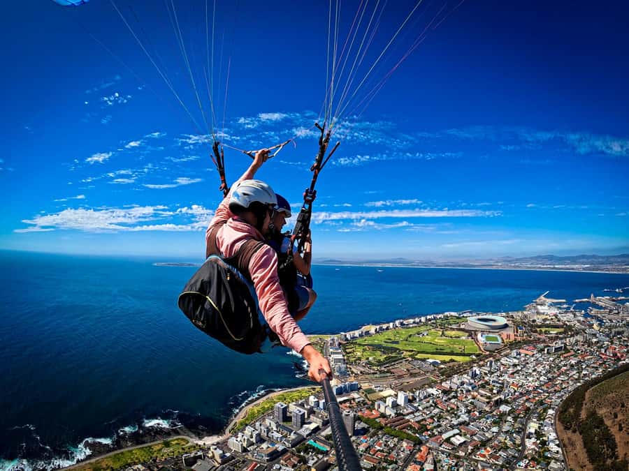Cape Town: Tandem Paragliding with views of Table Mountain - Weather is the main scheduling issue